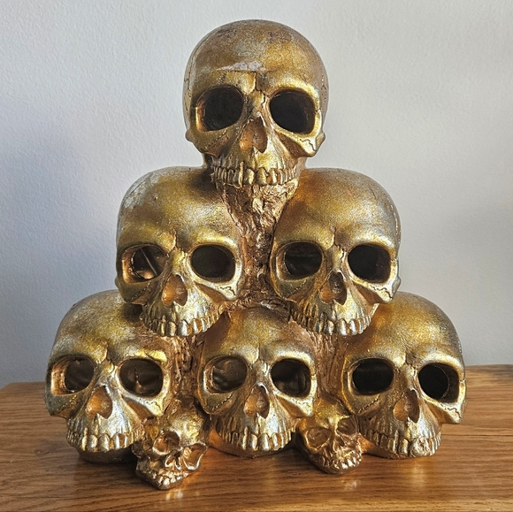 Gold Skull LED light up Halloween Decor - Picture 1 of 1